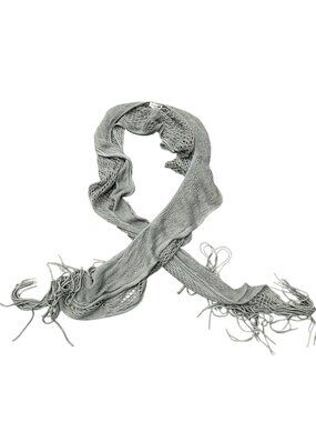 Style 101 One Size Gray Fringe Knit Scarf Ganz Muted Palette Calmcore
